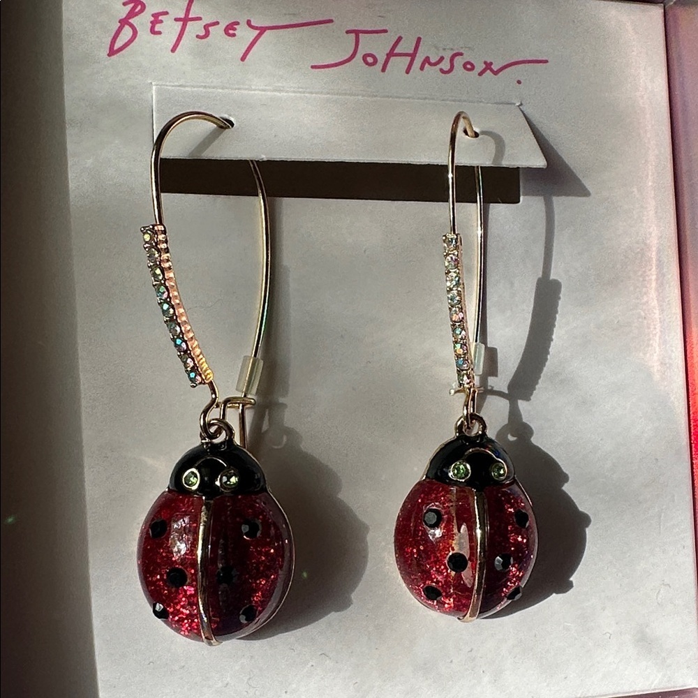 ❤️NWT Betsey Johnson Glitter Red Ladybug Drop Earrings Gold Tone Crystal Sparkle - Picture 10 of 16
